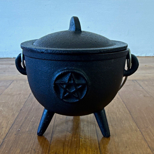 Black cast iron - 3-leg, cauldron